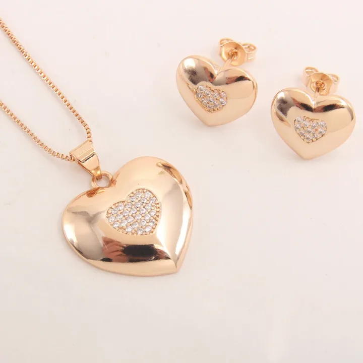 Golden EArrings and Necklace